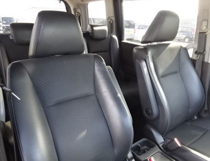 2013 Honda Stepwagon Spada